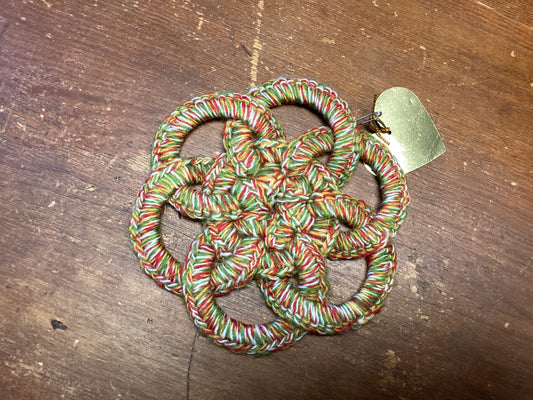 KTC121 retro woven trivet