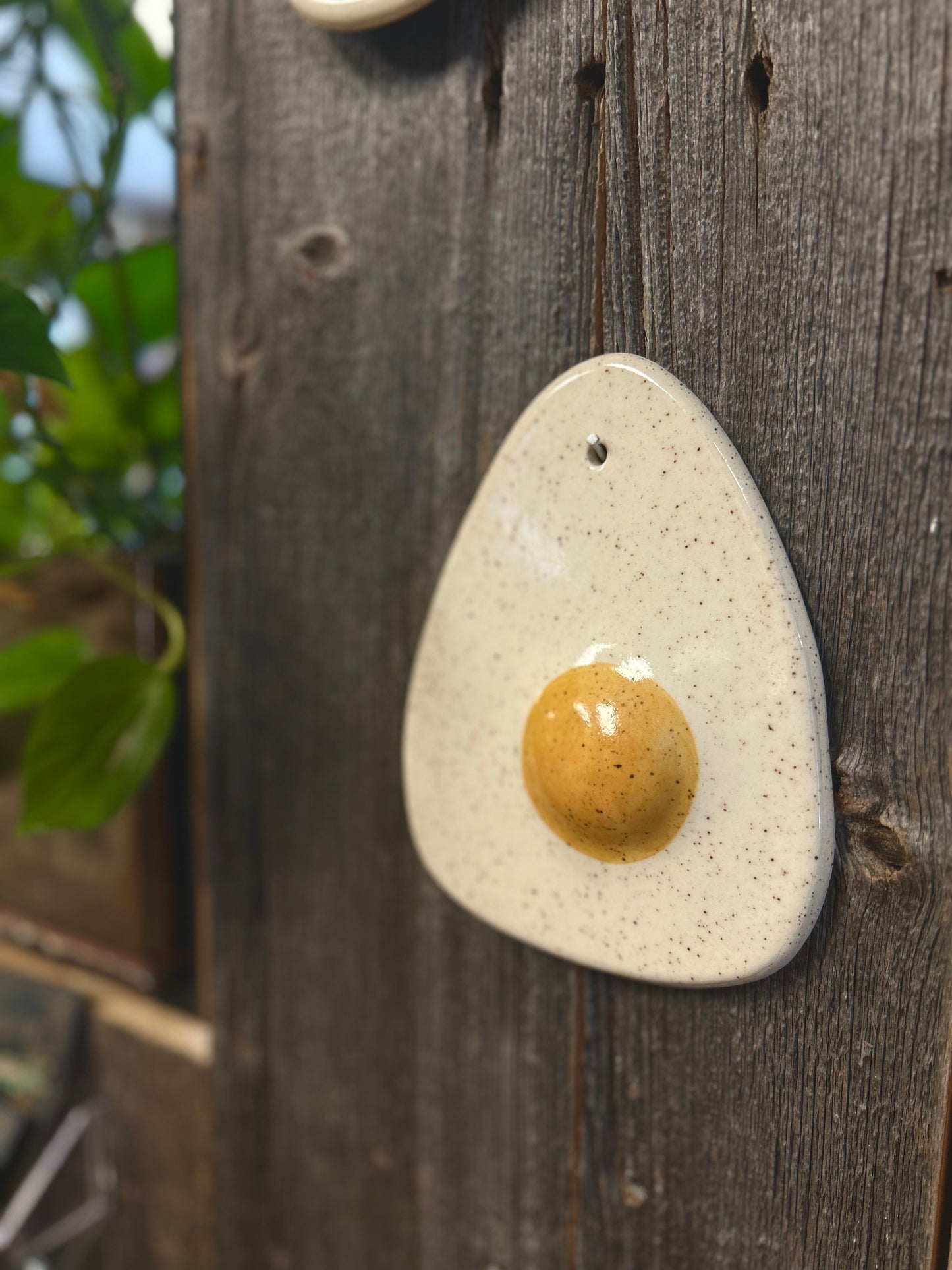 Ceramic hanging egg