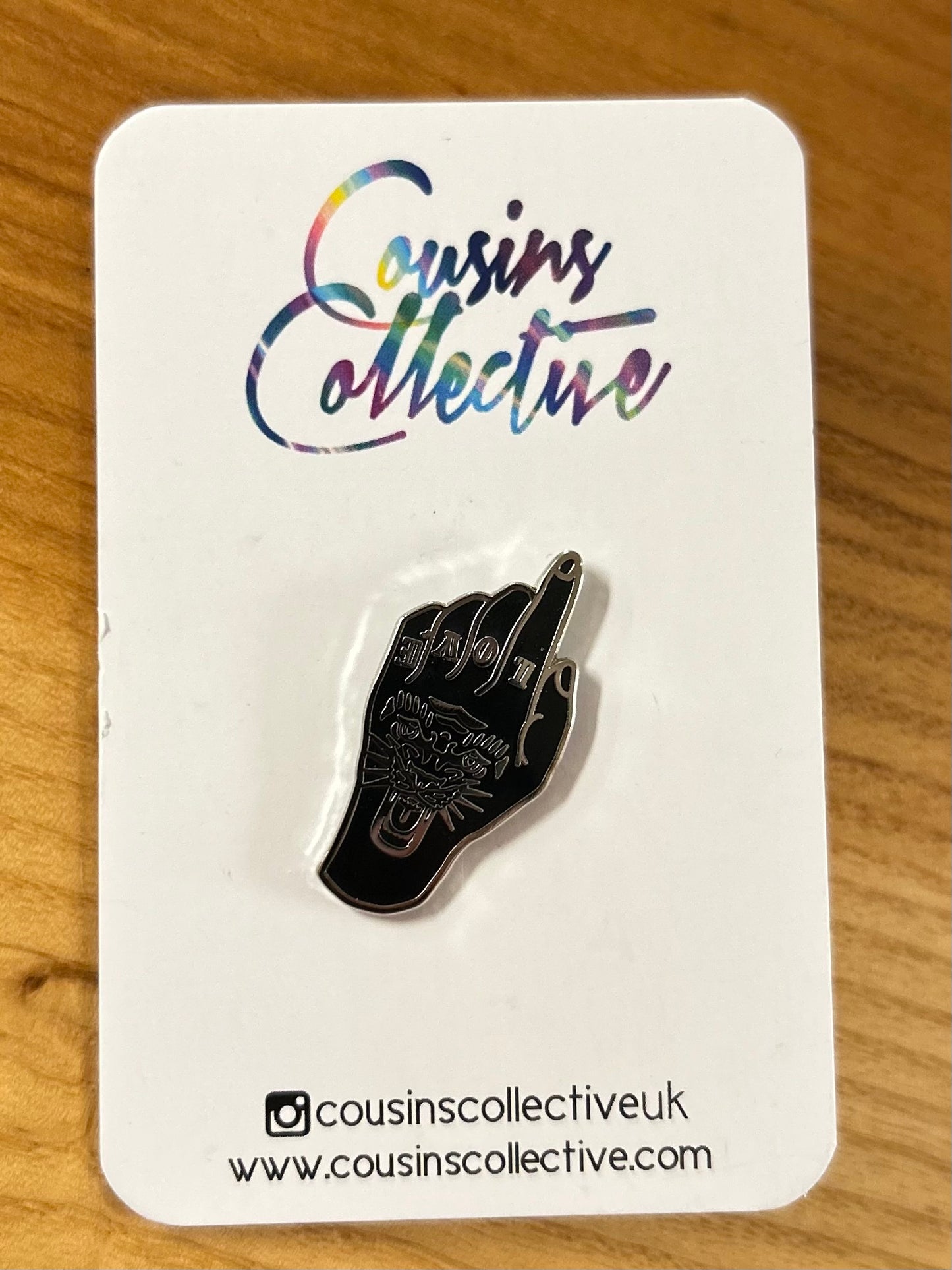 Love knuckles pin