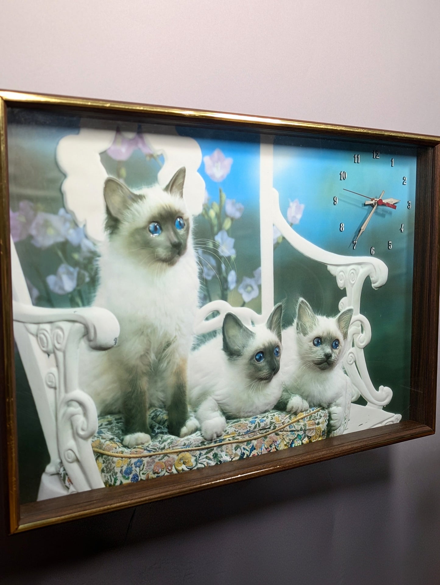 Vintage Cat Clock