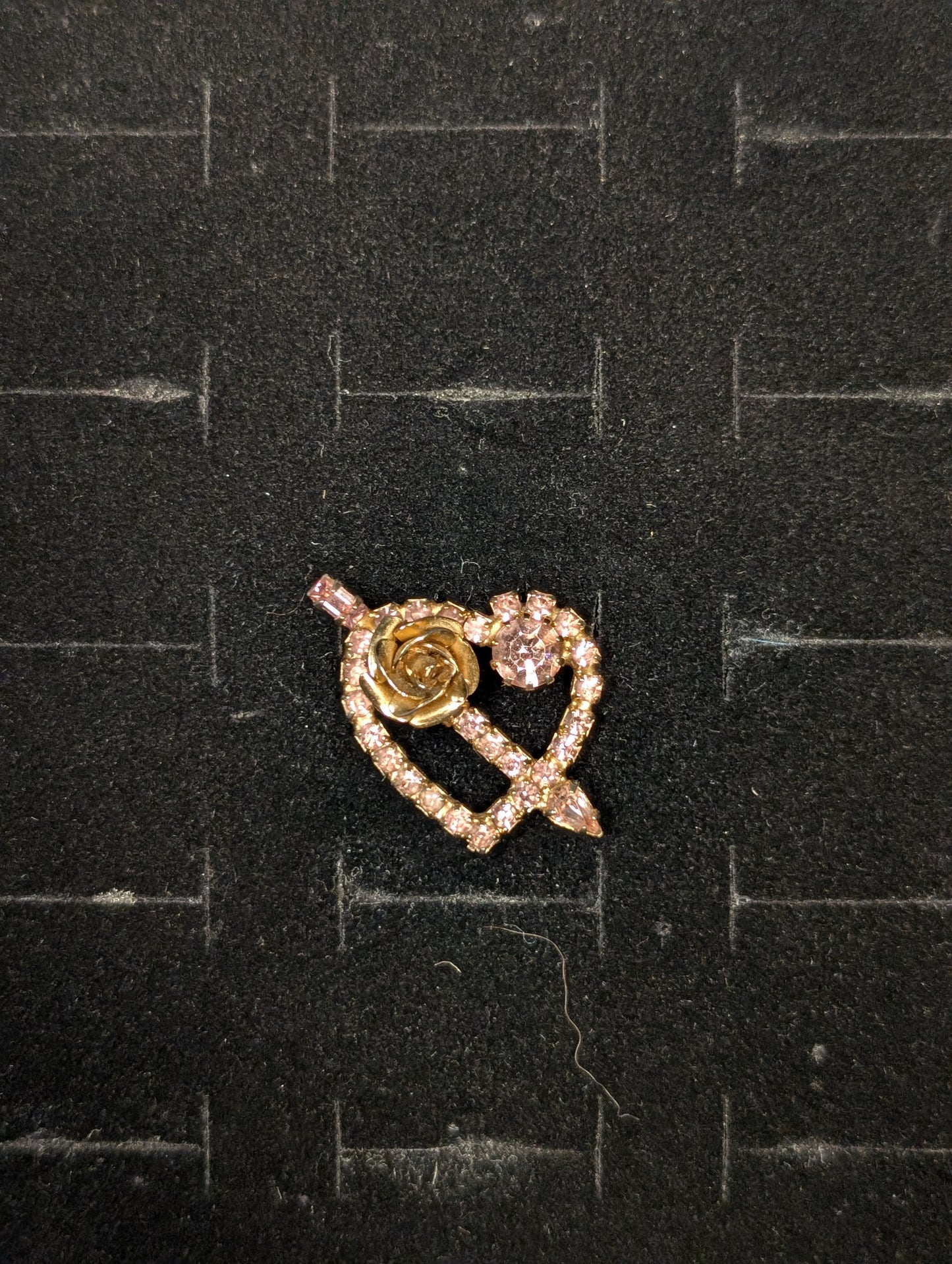 Heart with Rose Vintage pin