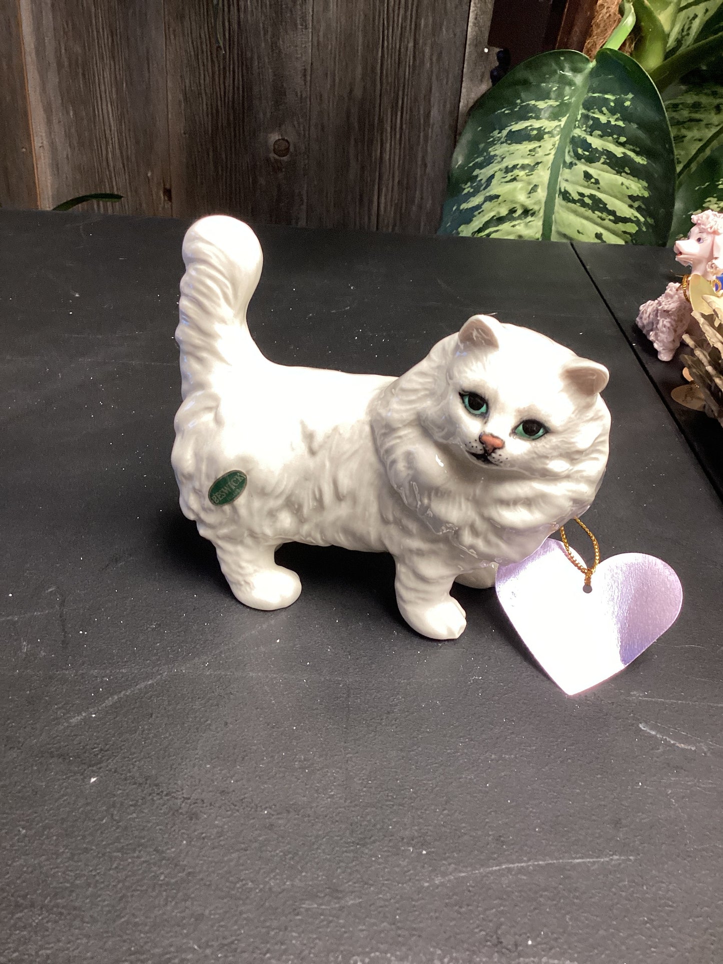 CER137 Beswick long haired white cat figurine