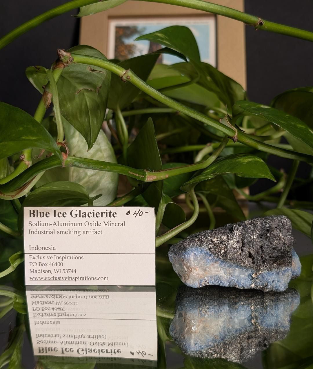 Blue ice glacierite
