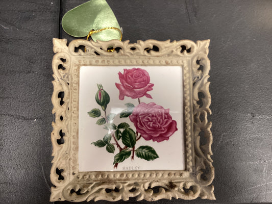 PCT114 Framed ceramic rose tile Hadley