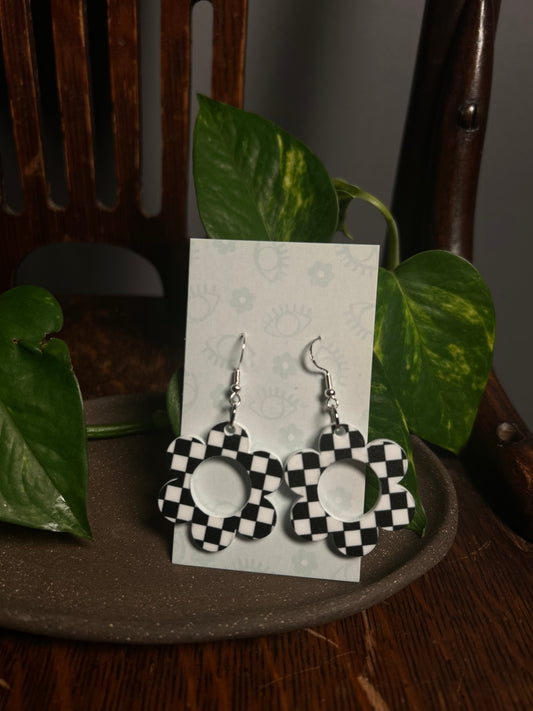 Checkered flower earrings