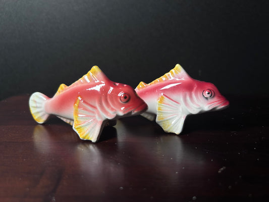 Pink fish salt and pepper shaker set