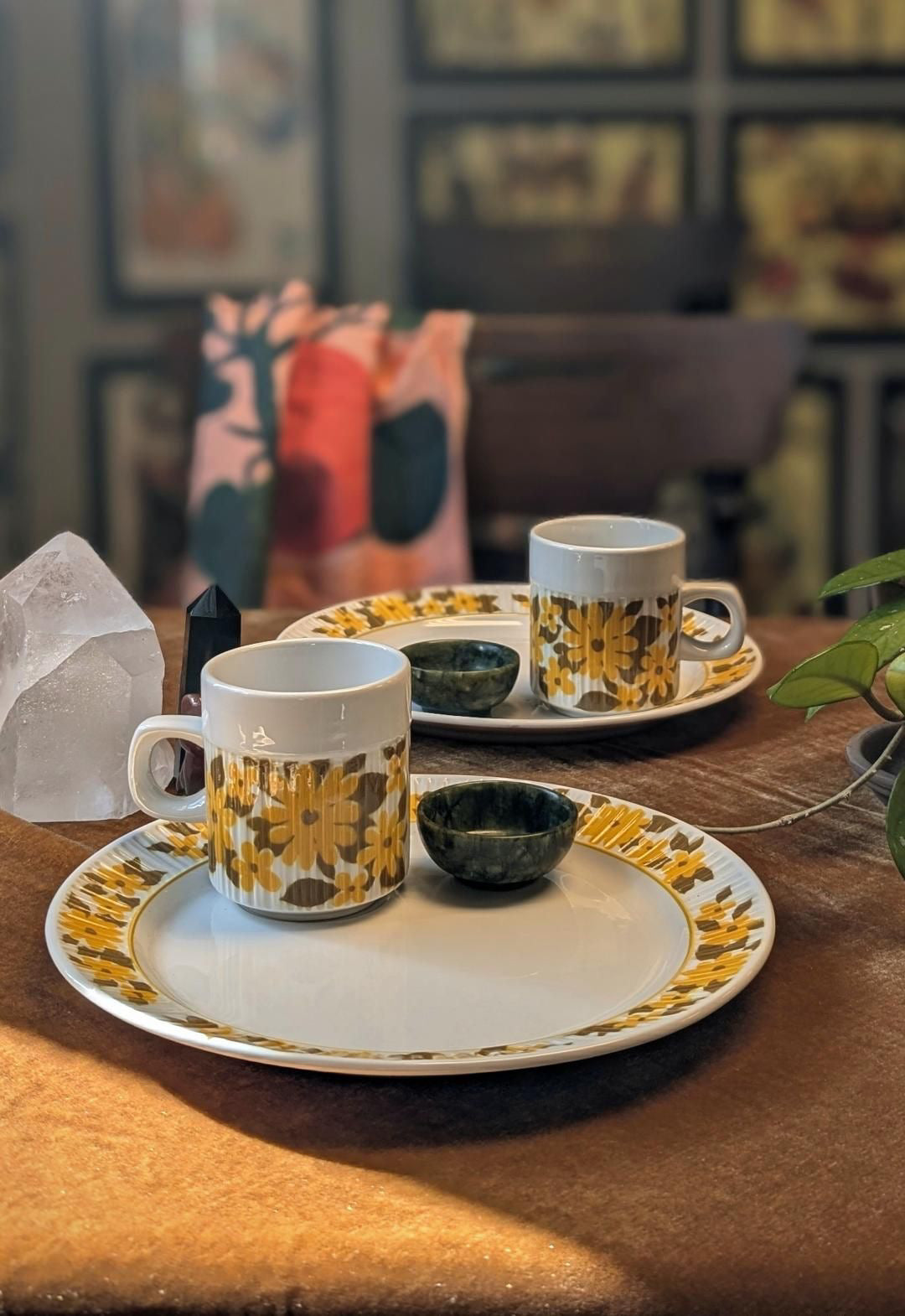 KTC109 Mikasa Terra stone plates and mugs (set of 4)