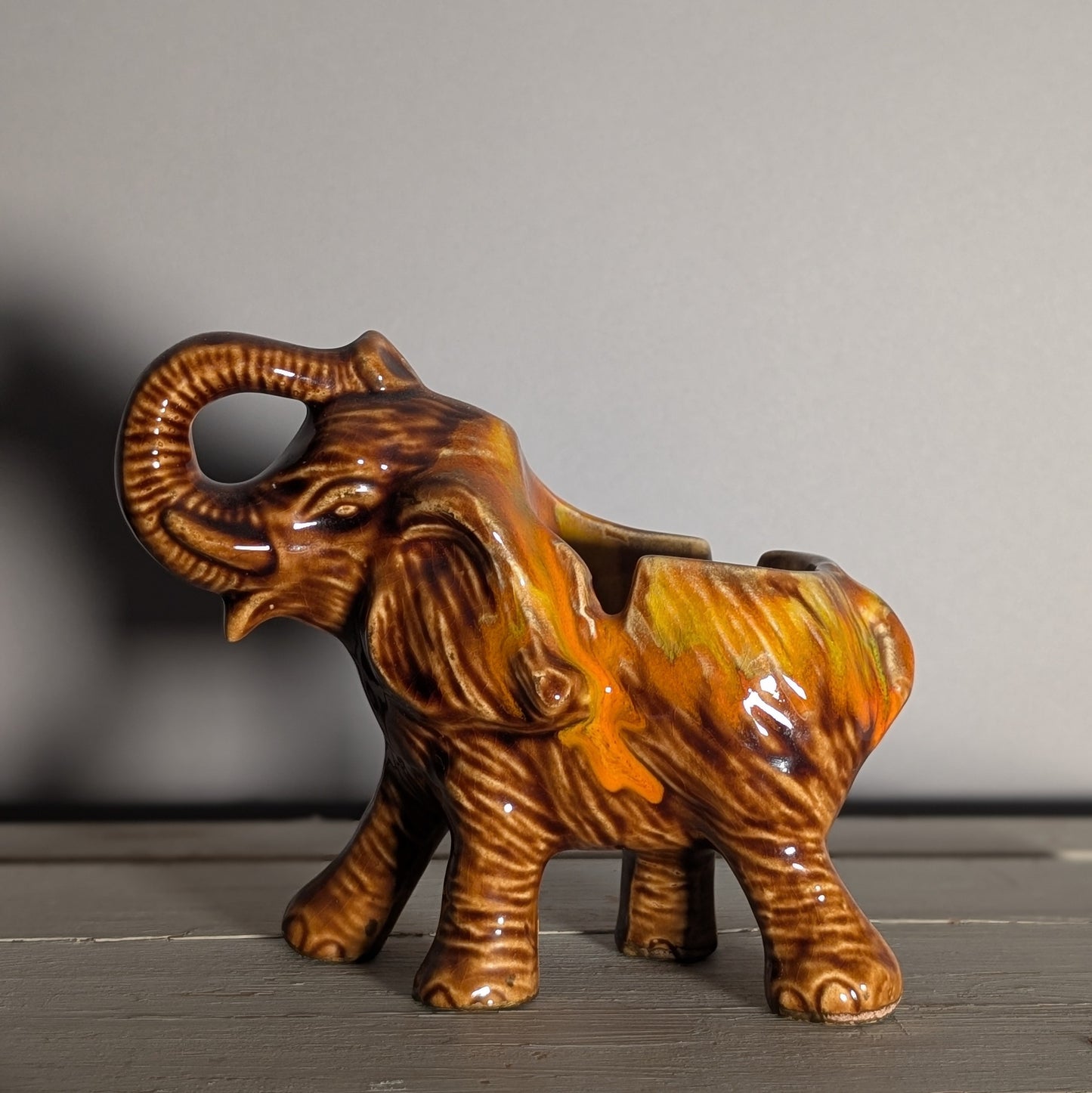 Vintage elephant ash tray