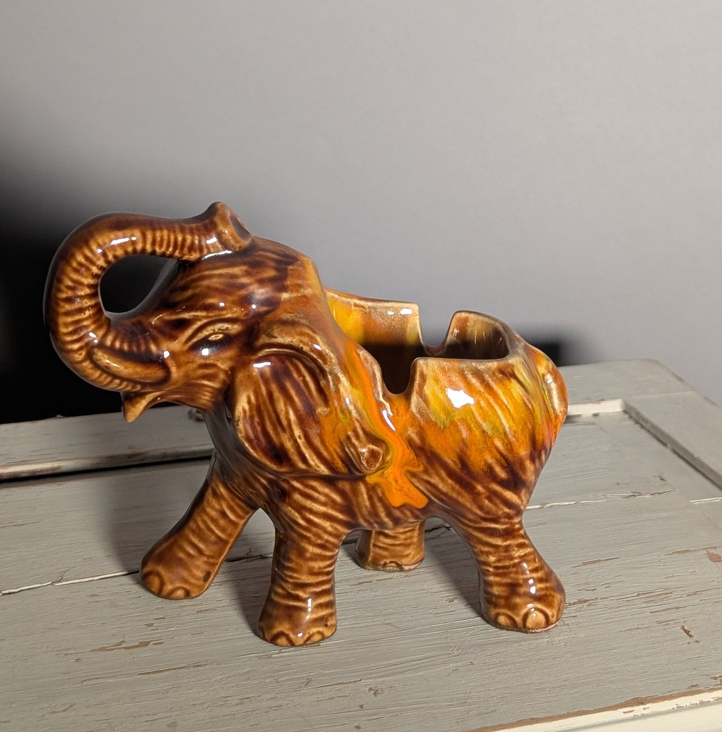 Vintage elephant ash tray