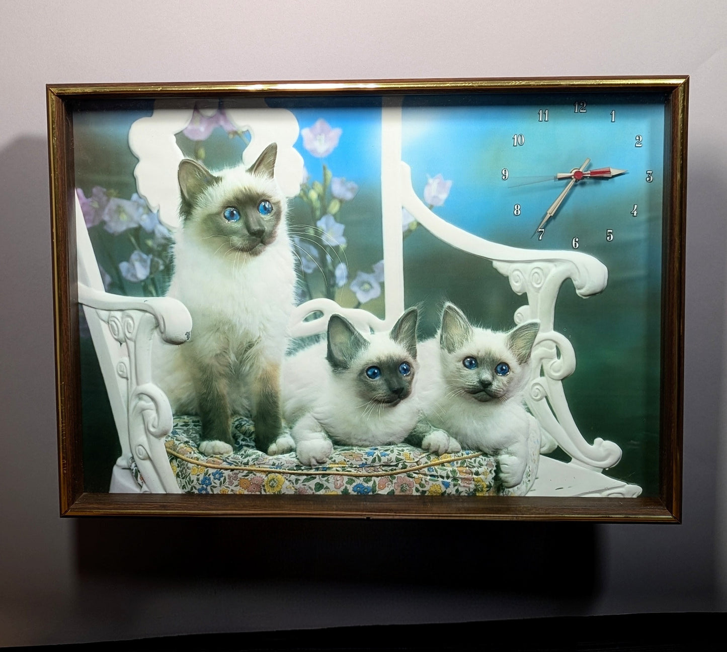 Vintage Cat Clock